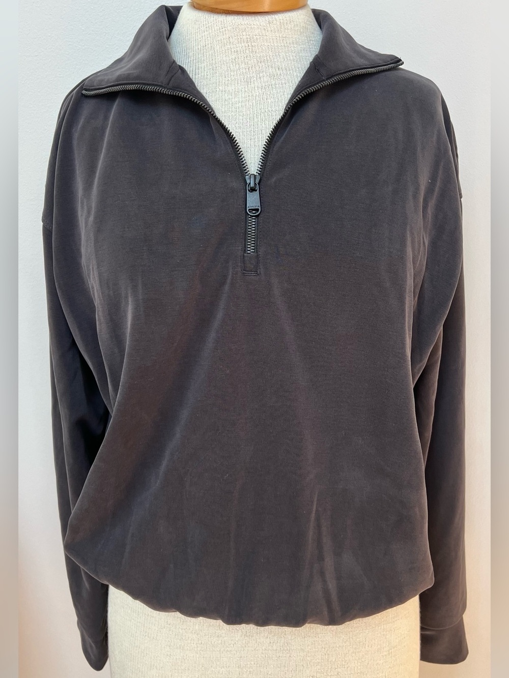 Athleta Seasoft Quarter Zip Pullover Small Gray Bubble Hem Soft Modal Top
